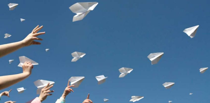 How to Make the World&rsquo;s Best Paper Airplanes