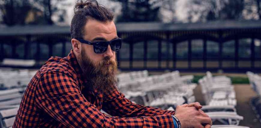 Growing a thicker beard